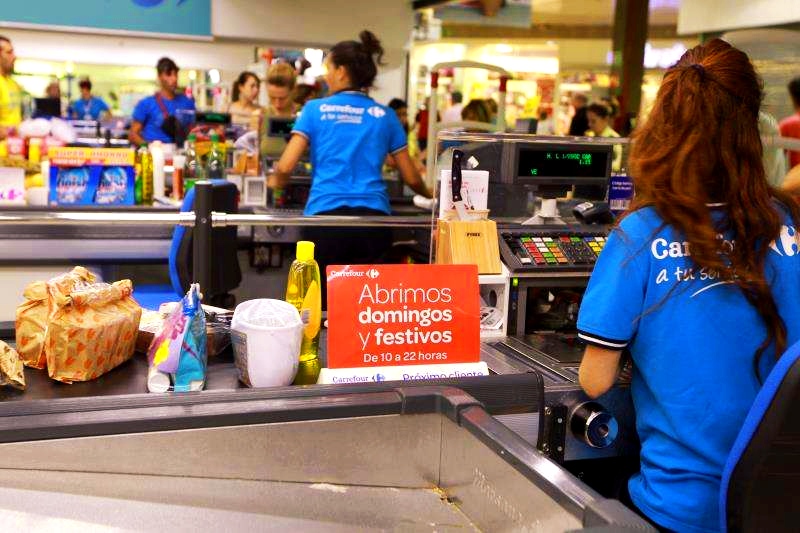 ¡Carrefour: Únete a Nuestro Equipo en Carrefour España