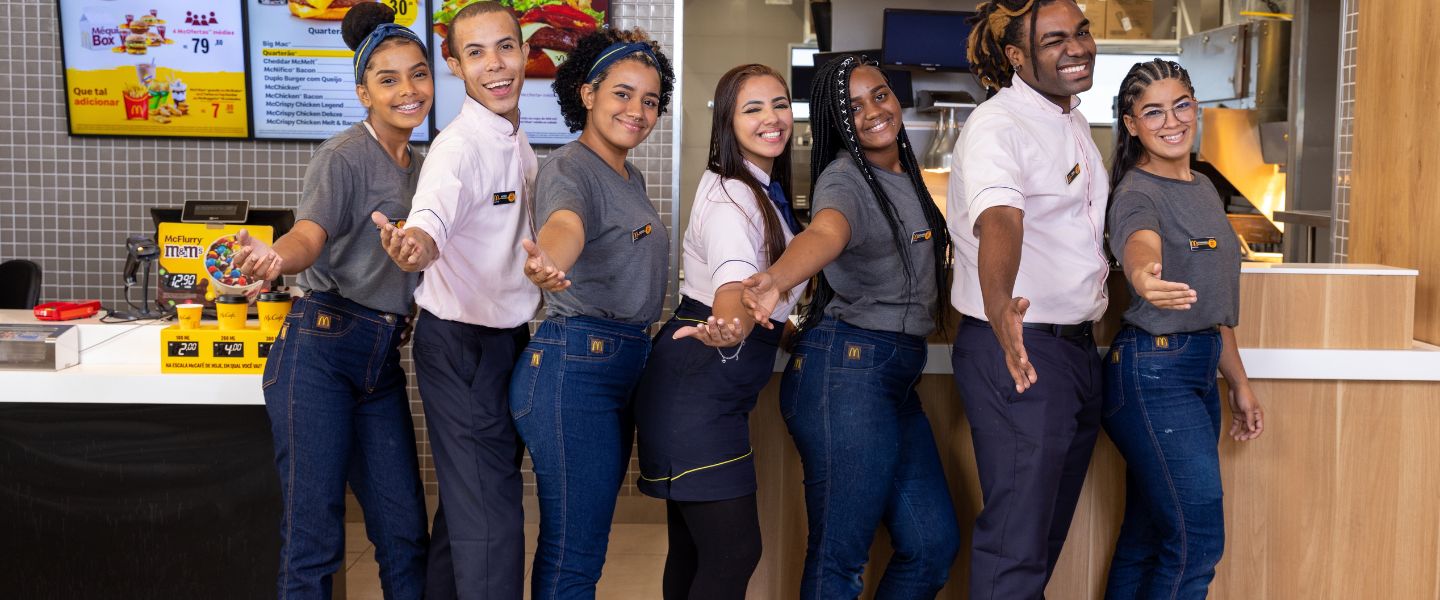 Conviértete en Parte de McDonald's: Guía de Oportunidades de Empleo